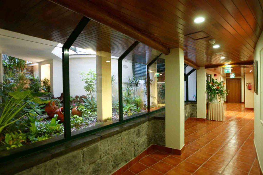 Hotel Camoes Ponta Delgada  Exterior photo